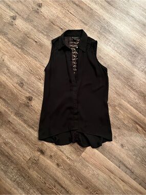 Metaphor Black Lace-Trim Sleeveless Button Front Blouse